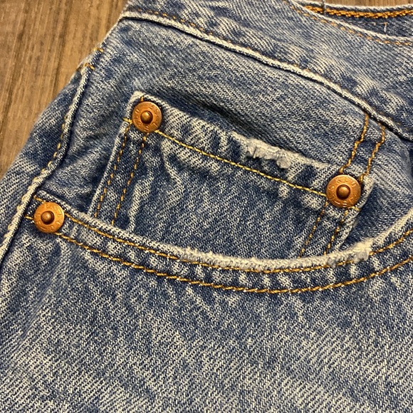 LEVI'S Premium 501 High Rise Buttonfly Distressed Denim Shorts Size 27 - Picture 5 of 11